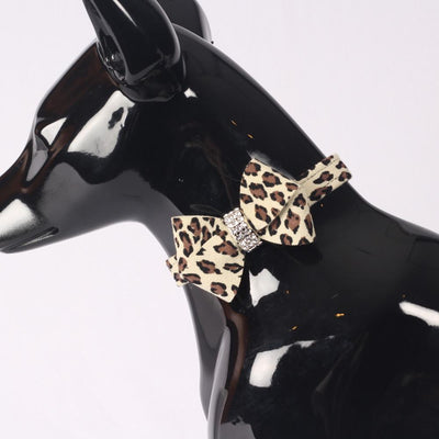 Diamond Stones Bow Halsband in Leopard - Susan Lanci Designs