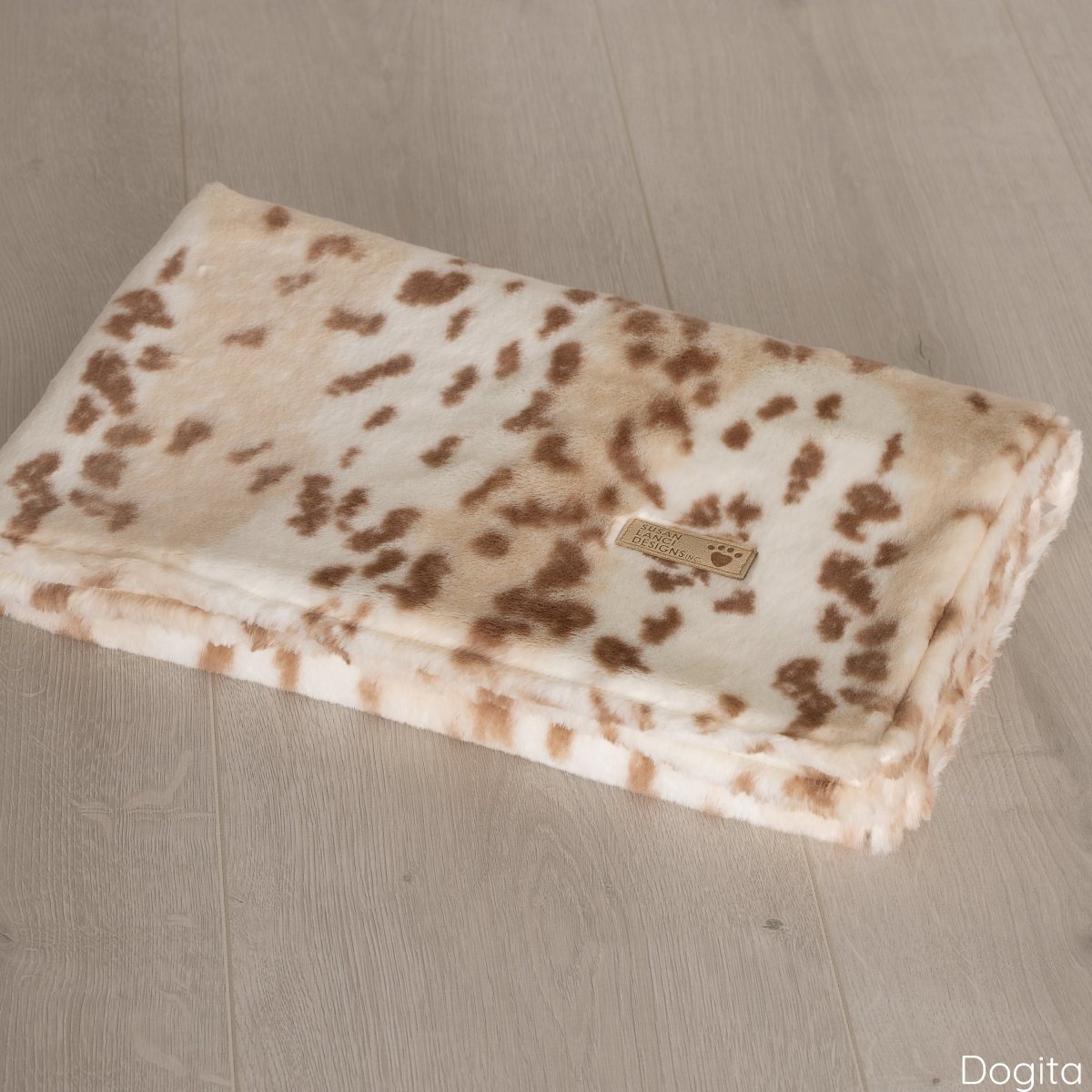 Soft Artic Snow Leopard Deken - Susan Lanci Designs